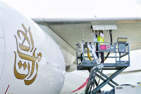 emirates powers flights  saf  singapore