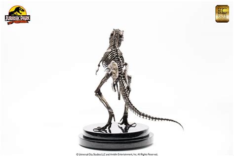 Ecc Jurassic Park T Rex Maquette Collectables Ch