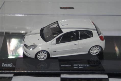 Ixo Renault Clio R3 Night Diecast 143 Mdcs029