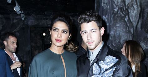 Priyanka Chopra Et Son Mari Nick Jonas Assistent Au Défilé De Mode