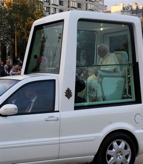 Image Pope Benedict Xvi Via Pacificcoastnews Size 1024 X 1171 Type  Posted On