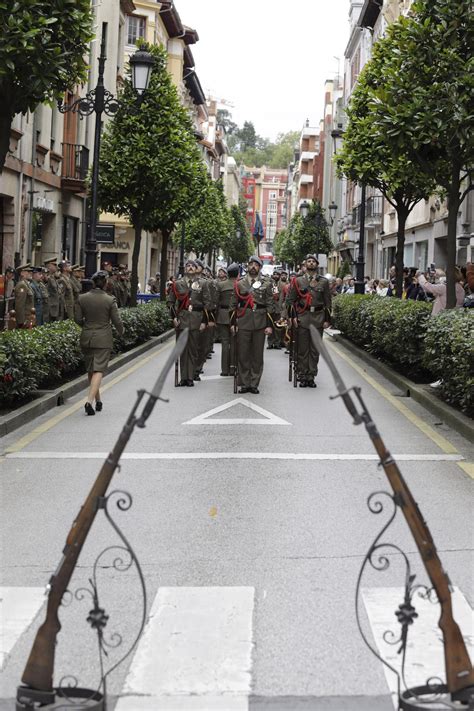 EN IMÁGENES Así fue el homenaje al Cabo Noval en la calle que lleva su