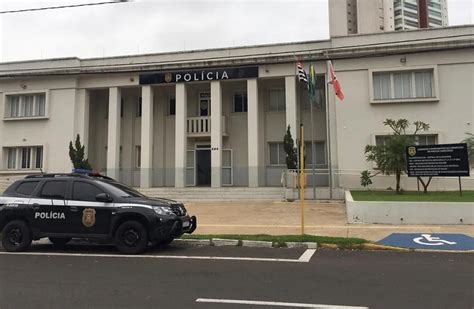 Polícia encontra corpo carbonizado em terreno baldio de Araçatuba Jornal