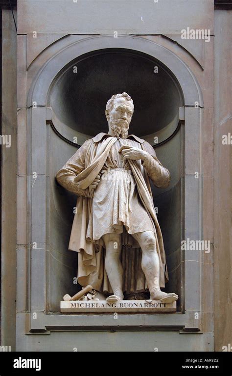 Statue of Michelangelo Buonarroti Galleria degli Uffizi Florence ...