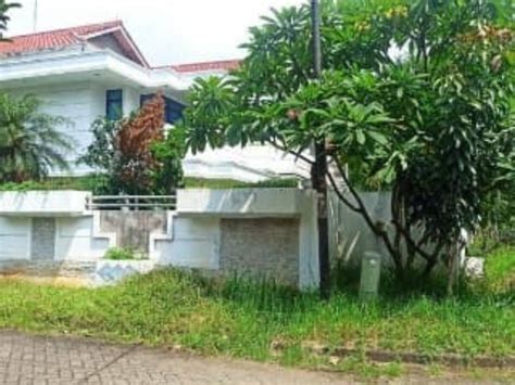 Rumah Mewah 2 Lantai Hoek Perumahan Taman Kedoya Permai Kebon Jeruk