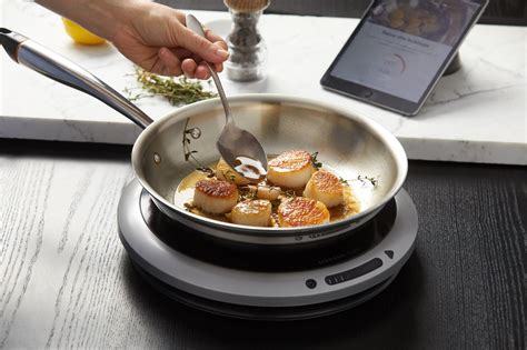 Smart Pan Induction Cooktop Bundle Hestan Cue