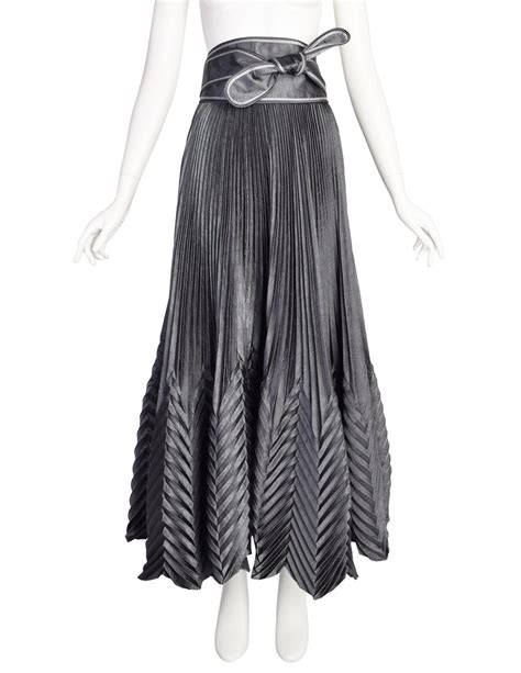 Jeanne Marc Vintage Metallic Charcoal Grey Angle Pleated Full Circle M