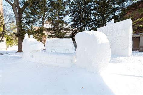 Huge Snow Sculpture Of Willy Wonkas Chocolate Factory Wins Up