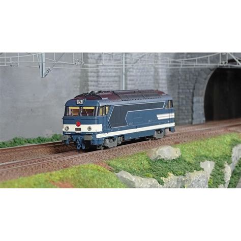 Locomotive Diesel Bb 67047 Livrée Bleue Plaque Mistral Sncf Ree