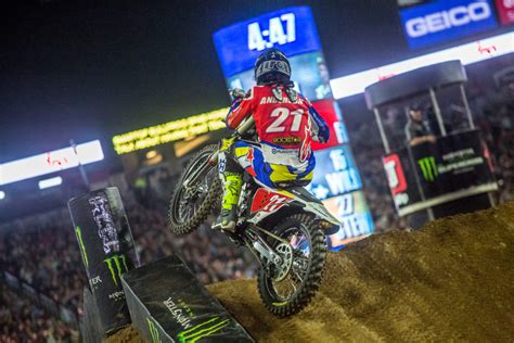 Glendale Supercross Gallery - Dirt Bike Magazine