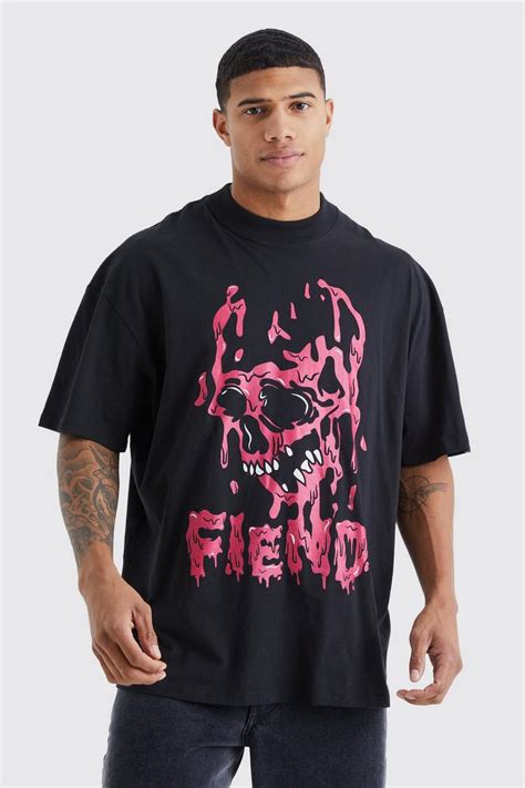 Men S Oversized Skull Drip Graphic Ex Neck T Shirt Boohoo Uk