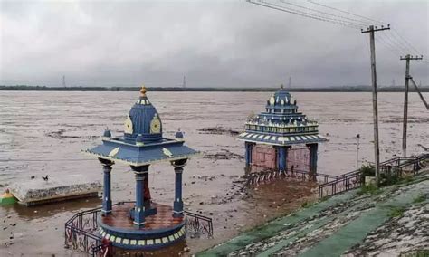 37 Floodgates Opened At Jurala Project As Inflows Surge River Godavari