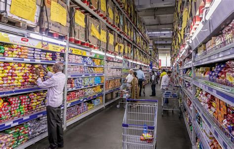 Reliance Acquires 100 Stake In Metro Cash And Carry India For ₹2850 Cr