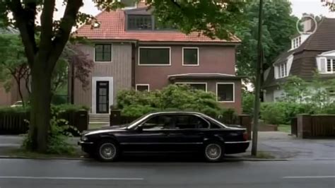 IMCDb Org 1999 BMW 7 E38 In Das Konto 2004