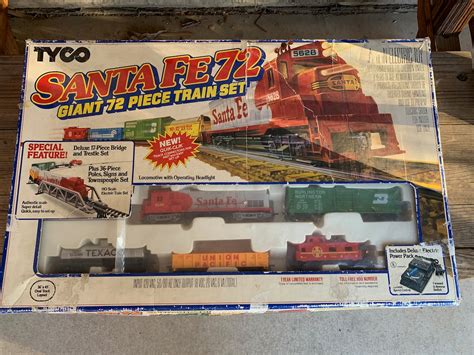 Tyco Ho Scale Santa Fe 72 Piece Train Set Viob 1990 Etsy