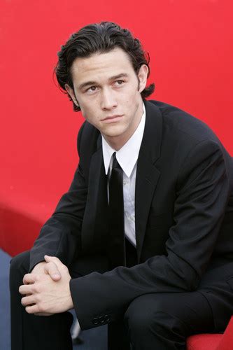 Inception Stills - Joseph Gordon-Levitt Photo (13634706) - Fanpop