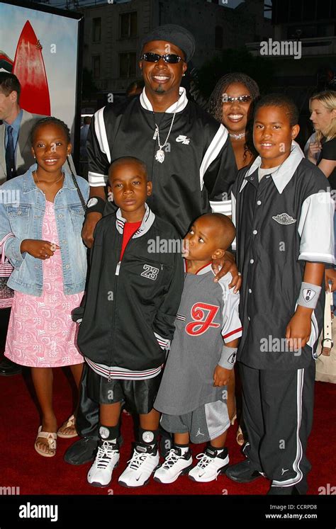 Mc hammer family hi-res stock photography and images - Alamy