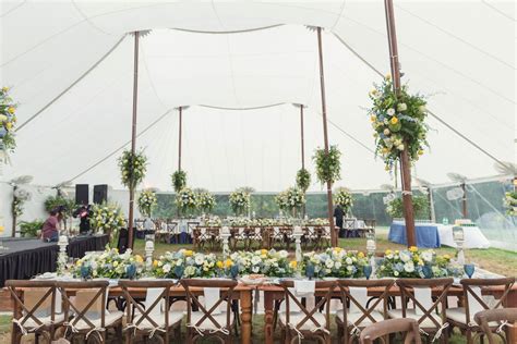 The Inn at Barley Sheaf Farm Wedding by Vanessa Joy Photography