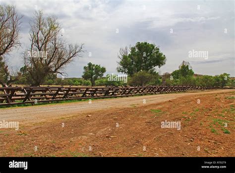 Border fence mexico hi-res stock photography and images - Alamy