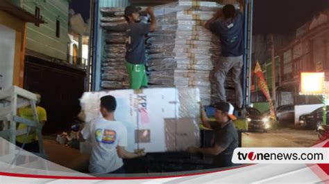 Kotak Suara Untuk Pemilu Serentak Tiba Di Gudang Logistik