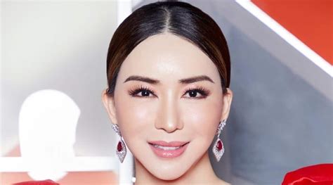 Thai Transgender Activist Buys Miss Universe Org For 20m World News