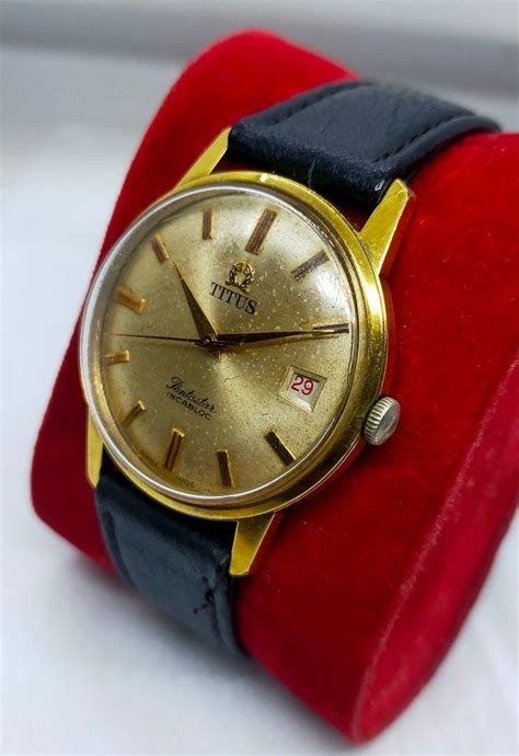 Jam Tangan Titus Pentastar Incabloc Manual Winding Swiss Vintage Gold Plated Fesyen Pria Jam