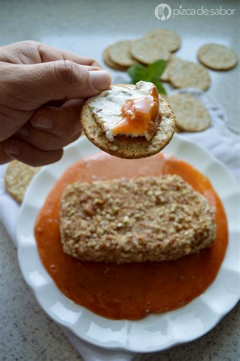 Queso Crema Con Nuez En Salsa De Chabacano Al Chipotle Pizca De Sabor