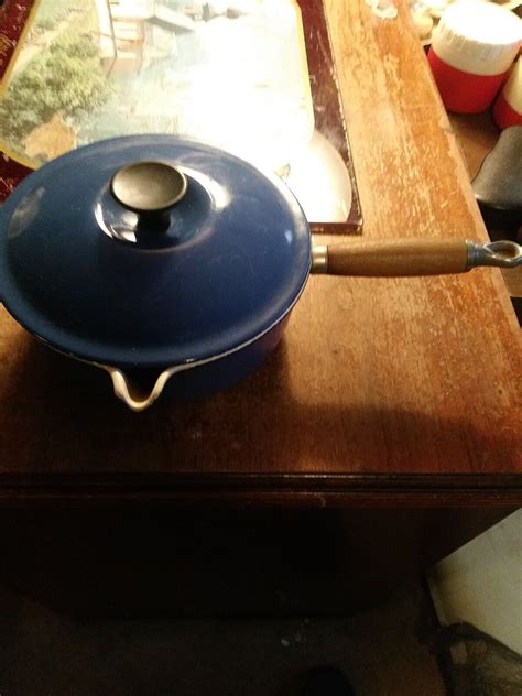 Vintage Le Creuset Cast Iron Enamel Saucepan W Lid Wood Handle