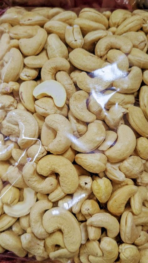 W240 Whole Cashew Nut At Rs 800 Kg W240 Cashew Nuts In Ernakulam ID