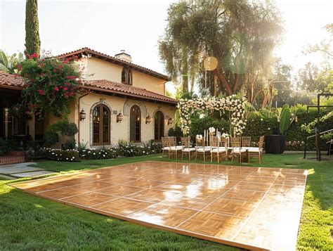 14 Creative DIY Outdoor Wedding Dance Floor Ideas