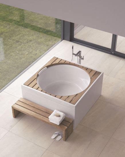 Duravit Blue Moon Whirlpool Tub The New Round Tub