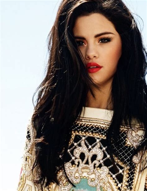 Selena Gomez Kinda Obsessed With Her Right Now Shes So Dang Gorgeous