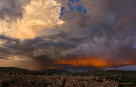 La Espectacular Foto De La Tormenta Que Descarg Ayer En Varios Puntos