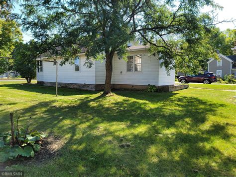 398 Maine St S Bayport Mn 55003 Mls 6108706 Redfin