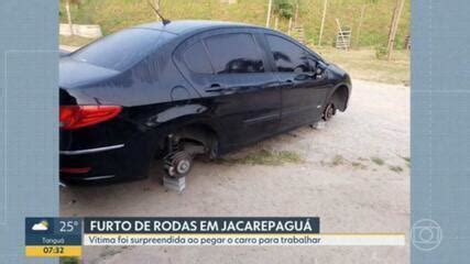 Moradora Estaciona Carro Na Porta De Casa Em Jacarepagu E No Dia