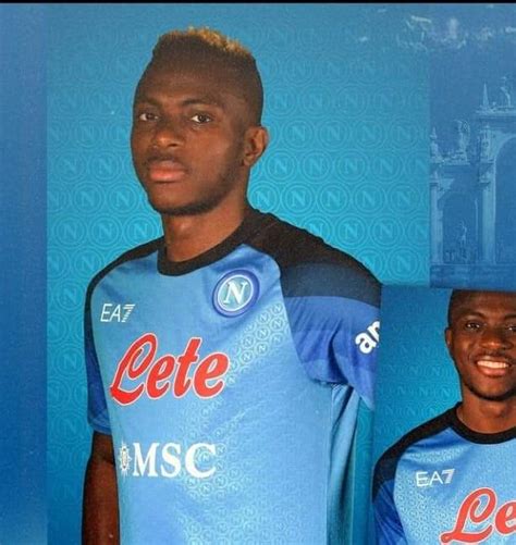 Napoli Presentata La Nuova Maglia Campania Nel Pallone