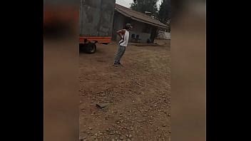 Crussing En El Parque Con Flaite Maduro XVIDEOS