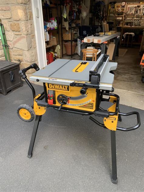 Dewalt Corded Job Site Table Saw With Rolling Off