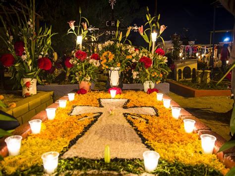 PAISAJES DE MI CIUDAD Huaquechula y sus inmensas ofrendas de Día de