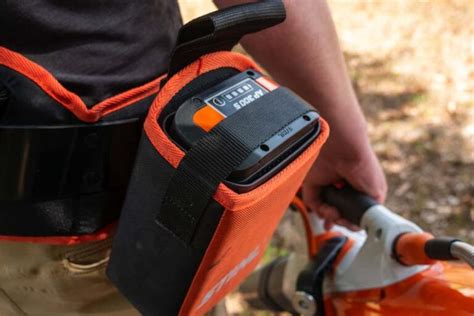 Stihl Bga 200 Battery Powered Leaf Blower Review Ptr