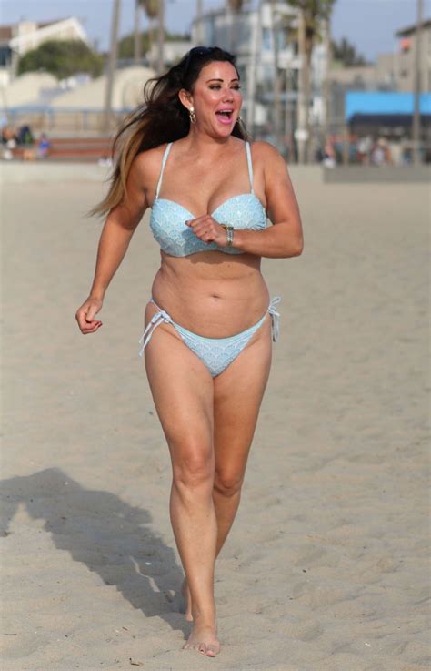 Lisa Appleton In Bikini On The Beach In Los Angeles Hawtcelebs