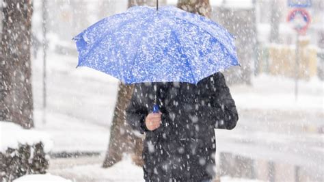 Avertizare Meteo Anm De Ninsori Nsemnate Cantitativ I Viscol De