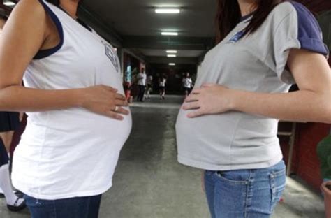 Gravidez Precoce Tira 10 Das Meninas Brasileiras Das Salas De Aula