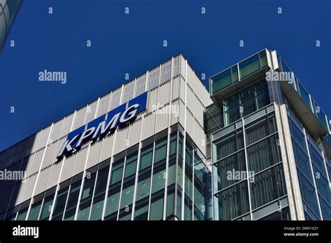 Kpmg 15 Canada Square Canary Wharf Estate East London United