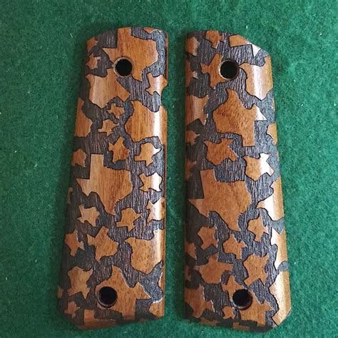 Full Size Mesquite Texas Texture Texas Grips