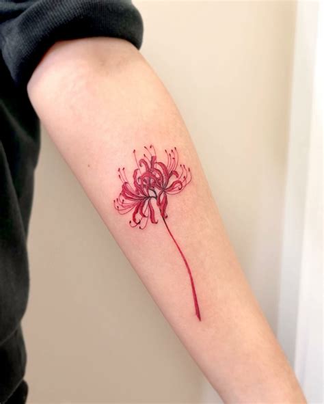 Spider Lily Tattoo Ideas To Inspire You In