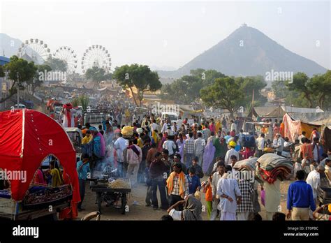 Indian Village Fair Hi Res Stock Photography And Images Alamy