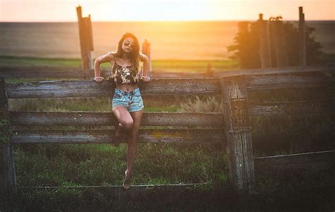 Rugged Cowgirl Fence Sunset Cowgirl Ranch Brunette Hd Wallpaper Peakpx