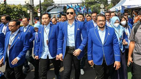 Foto Demokrat Target Masuk Posisi Tiga Besar Di 2024