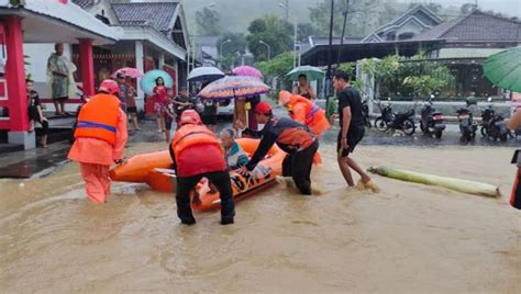 Indonesia Dead Affected After Floods And Landslides Hit